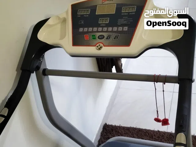 جهاز مشي رياضي