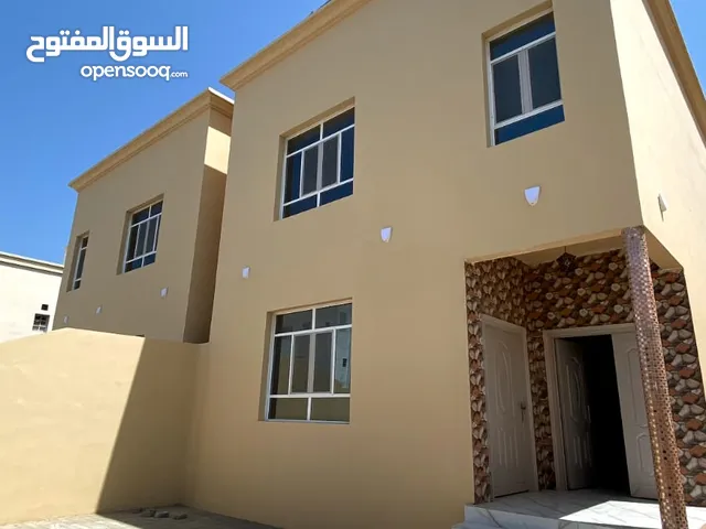 324 m2 5 Bedrooms Townhouse for Sale in Muscat Al Maabilah