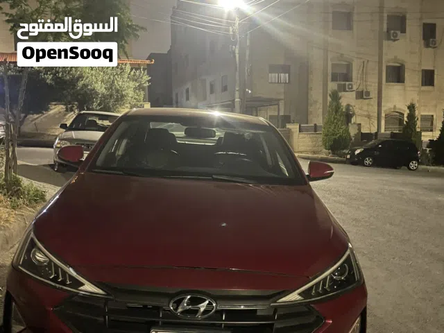 2020 Hyundai Elantra Standard