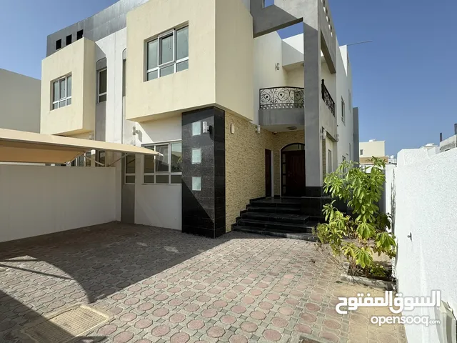 332m2 More than 6 bedrooms Villa for Sale in Muscat Al Khoud