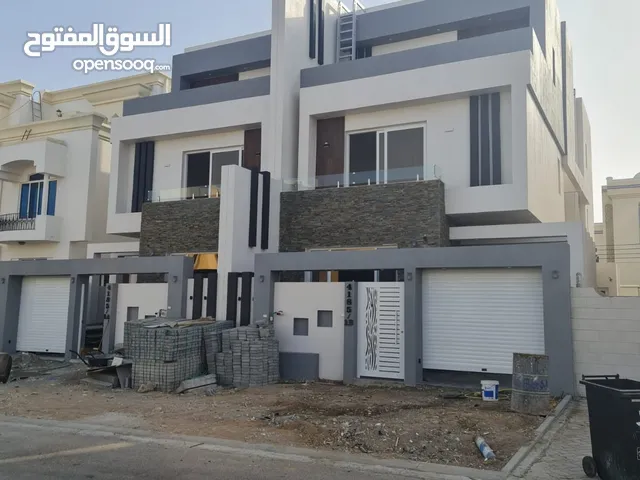 400m2 More than 6 bedrooms Villa for Sale in Muscat Azaiba