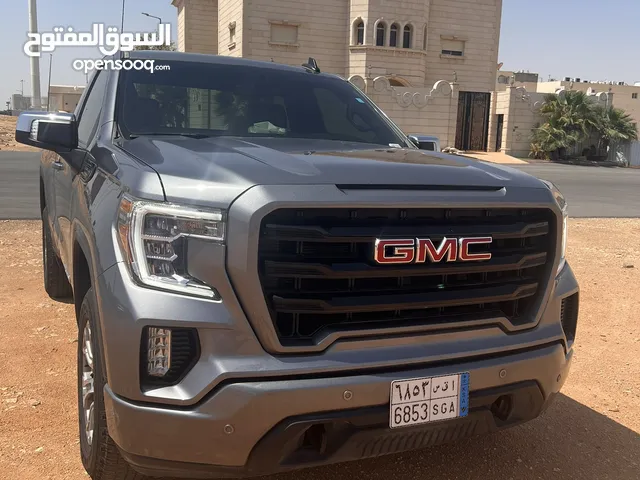 GMC Sierra 2021 in Al Riyadh