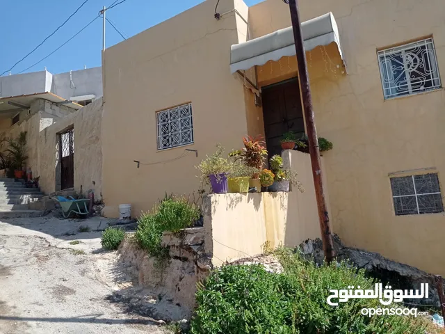 120 m2 2 Bedrooms Townhouse for Sale in Tulkarm Danaba