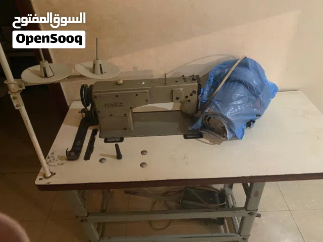 مكينة خياطة