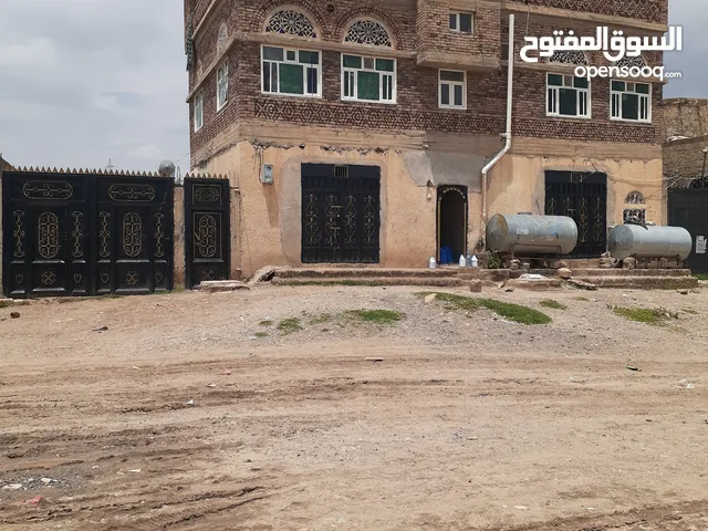  Building for Sale in Sana'a Qa' Al-Qaidi