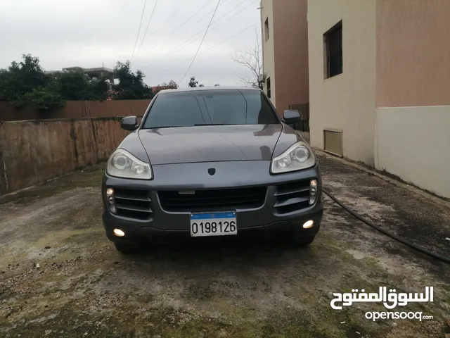 Porsche Cayenne Cayenne in Tripoli