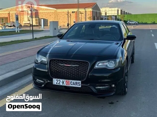 2023 كرايسلر 300 300S v8