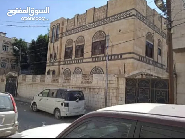 222 m2 More than 6 bedrooms Villa for Sale in Sana'a Fag Attan