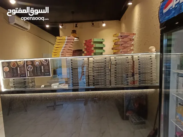 مقهى معجنات وسندوتشات للبيع