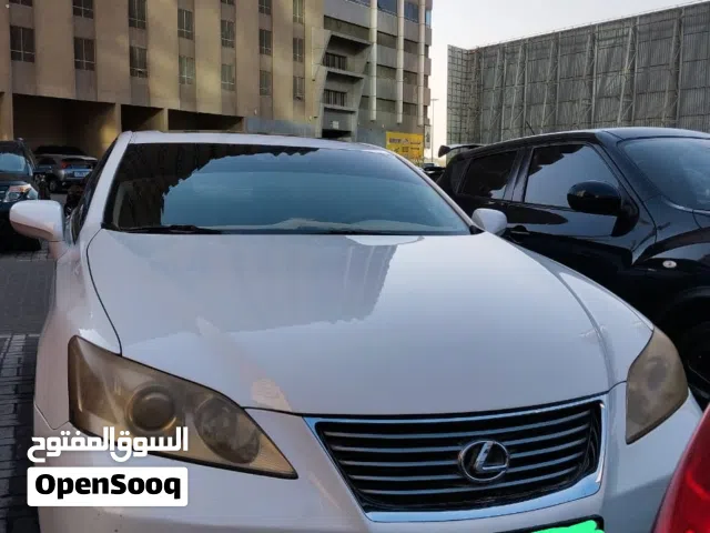 Used Lexus ES in Sharjah