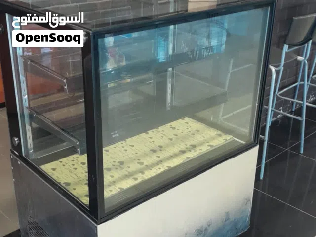 ثلاجة عرض كيك للبيع