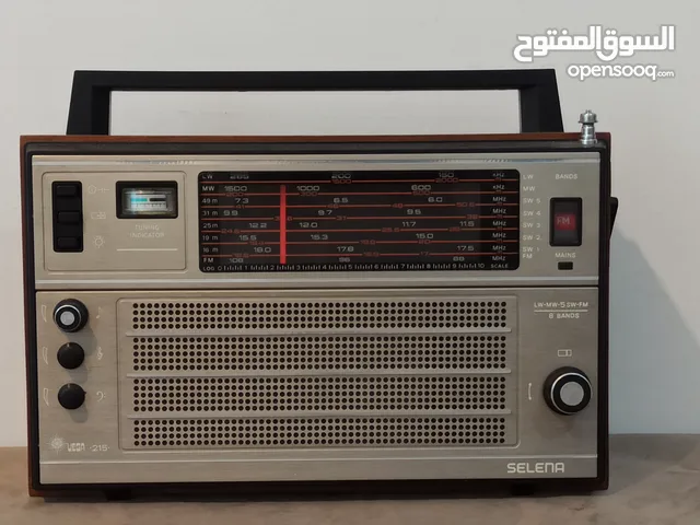 إعلان بيع راديو روسي كلاسيكي نادر Selena Vega 215