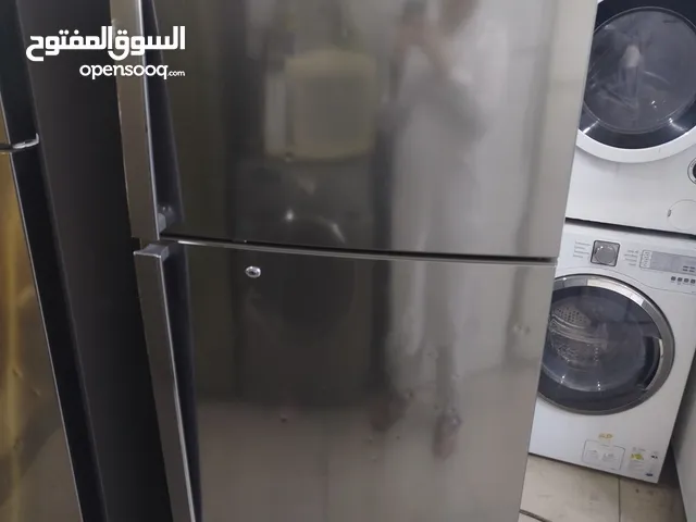 lg good working condition refrigerator for sale