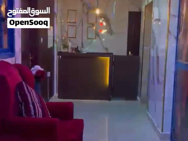 للايجار سبا رجالي بدور كامل بالمهبولة بمنطقة مميزة