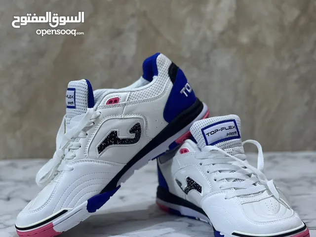 42 Sport Shoes in Baghdad