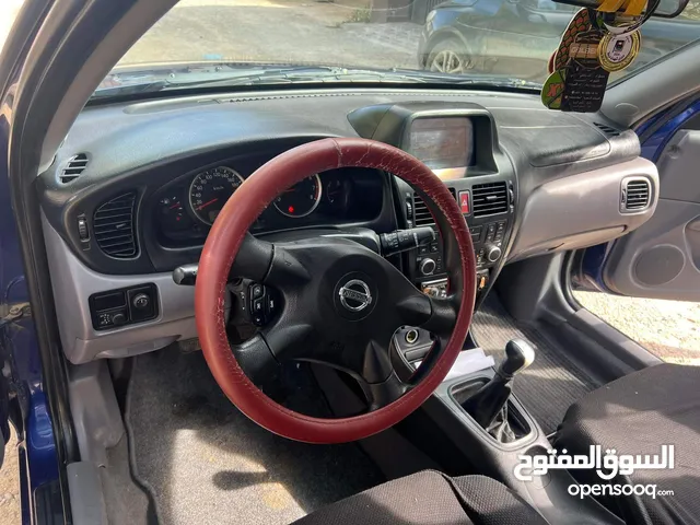 Used Nissan Almera in Tripoli