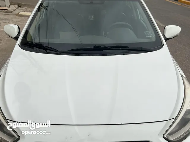 سياره اكسنت خليجي للبيع