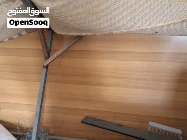 طاولة 5.60 متر وعلاق عبيات 3.5 جنزور