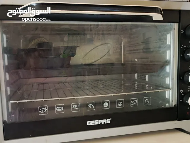 فرن جديد مستعمل مرتين فقط