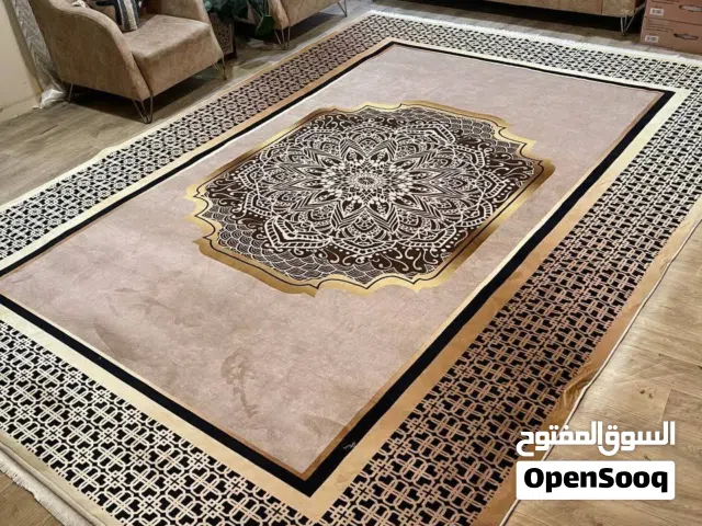 كلاودي 3*4 الوجه مخمل والظهر كابوي توصيل البصره 5 محافظات 9 الح