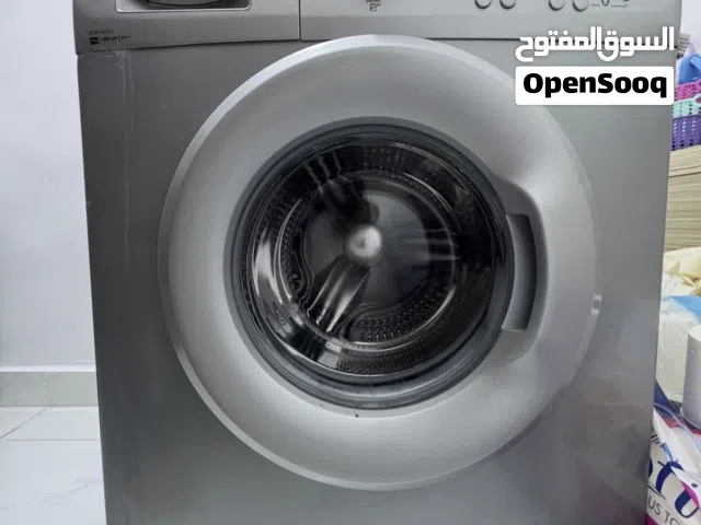 غسالة شارب أوتوماتيك 7 كغ تحميل أمامي