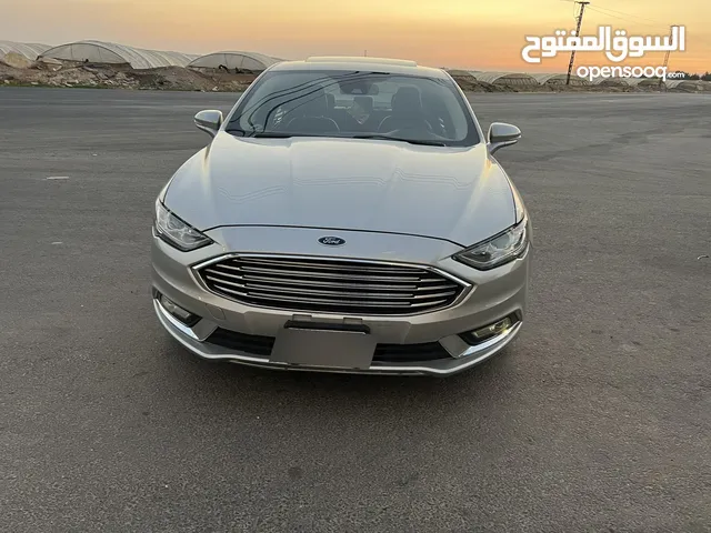 فورد فيوجن 2017 لون سلفر