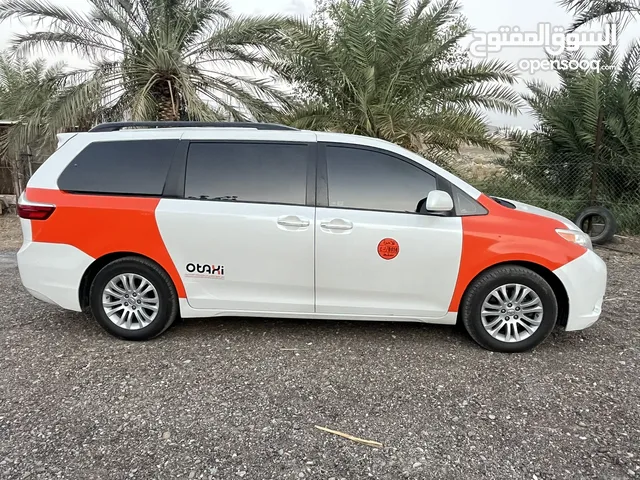 Used Toyota Sienna in Al Sharqiya