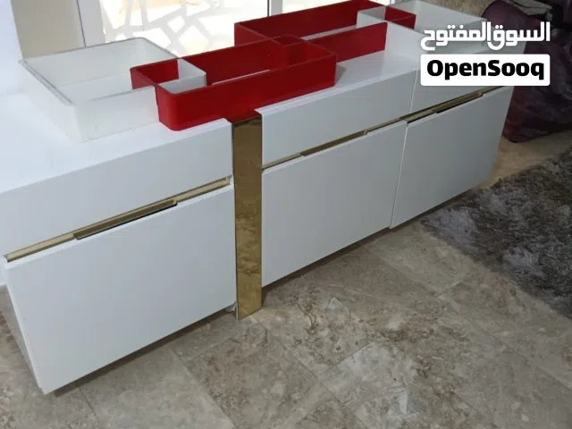 طاولة شاشة و كنسول ايطالية