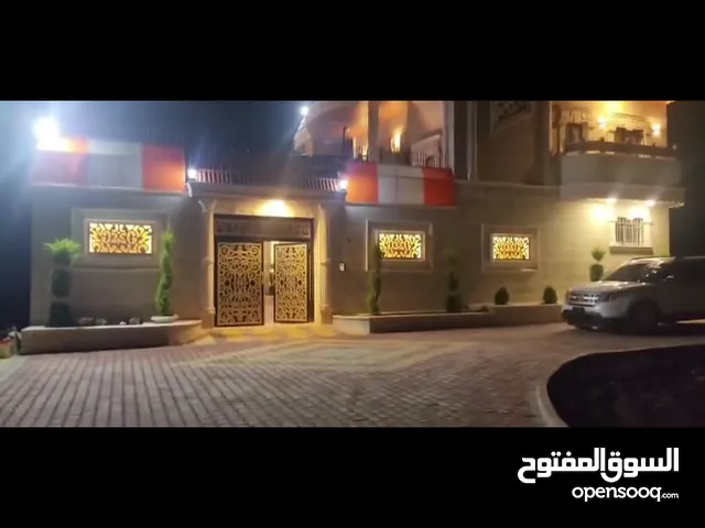 فيلا سوبر ديلوكس للبيع وبسعر مغري