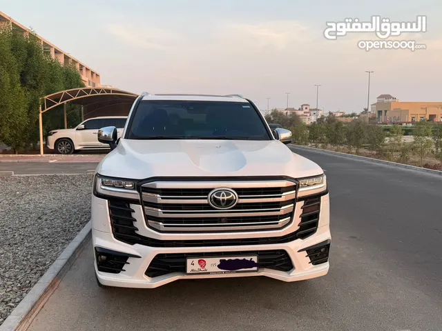 2023 Land Cruiser V.X.R 3.5L Twin Turbo GCC Full Option Pearl white 75000 KM لاند كروزر 2023