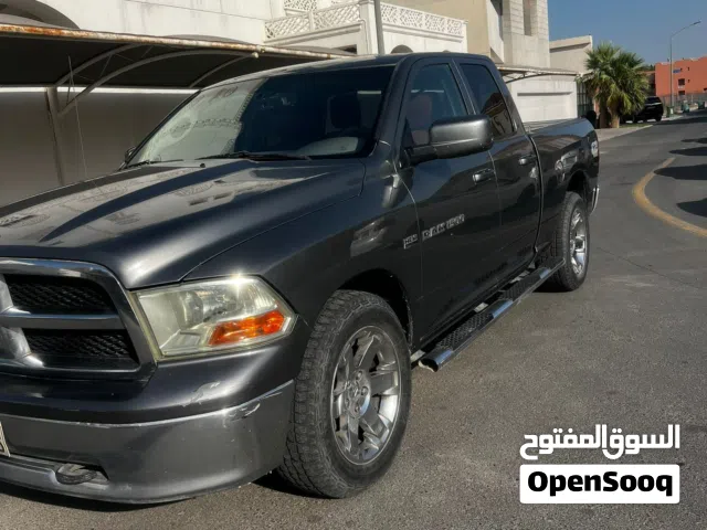 2011 دودج رام Laramie