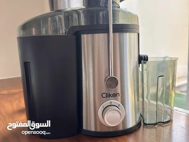 juice extractors عصارة فواكة و خضار