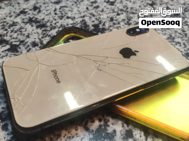 Apple iPhone X 64 GB in Tripoli