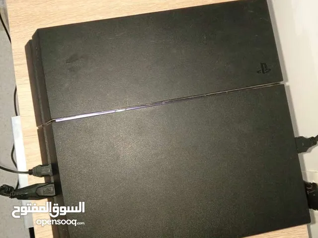 بلاي ستيشن 4 للبيع نظيف
