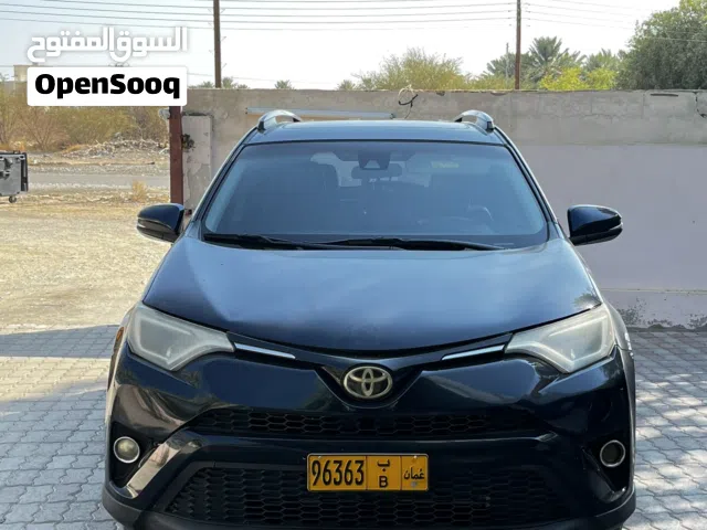 Used Toyota RAV 4 in Al Dakhiliya
