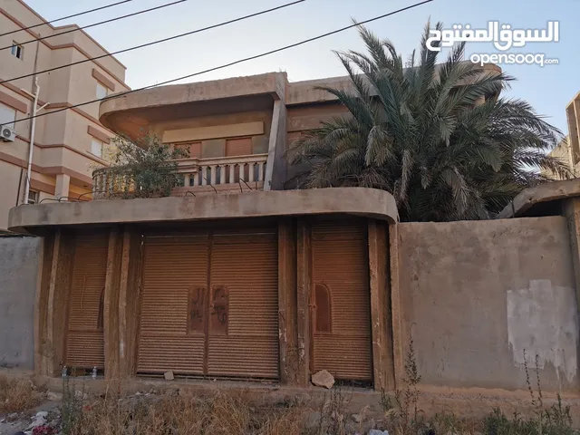 200 m2 More than 6 bedrooms Villa for Sale in Benghazi Shabna