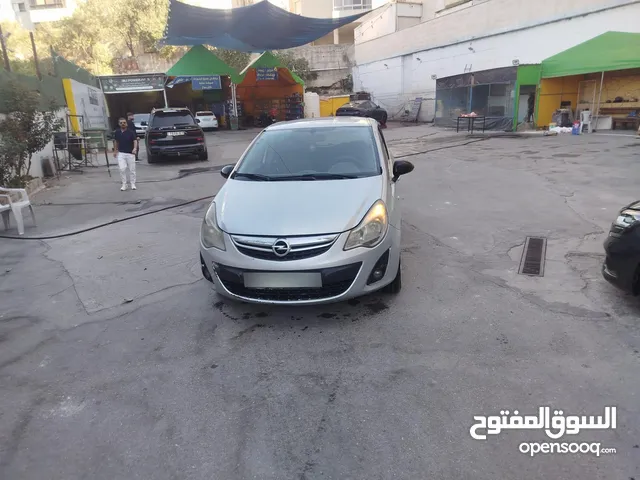 اوبل كورسا 2014