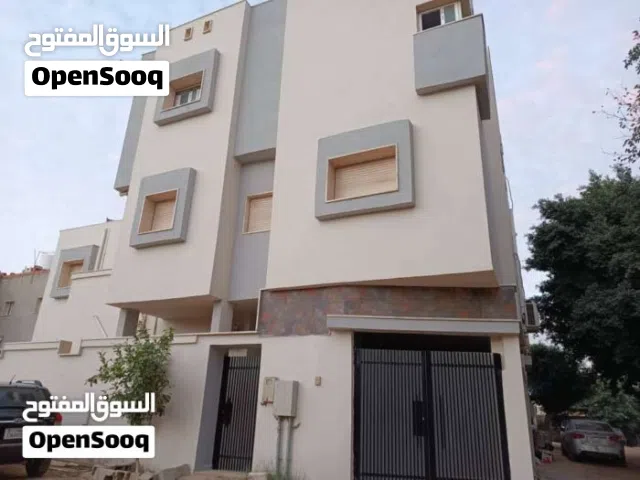 مطلوب مبنى لافتتاح مدرسة تعليمية من المالك