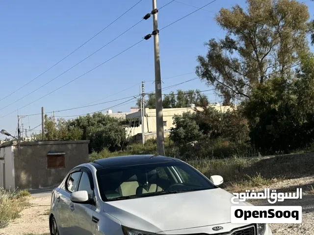 2012 كيا اوبتيما Standard