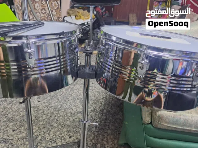 percussion live نوع maximum بحالة ممتازة للبيع توصيل عمان والزرقا
