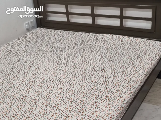 King size bed frame without metress
