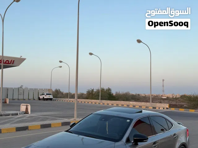 لكزس اف سبورت 300is