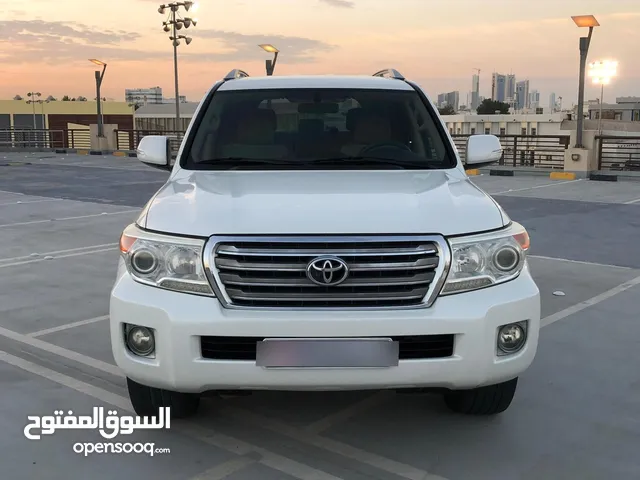 Used Toyota Land Cruiser in Manama