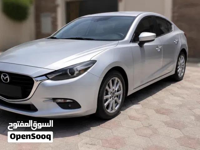 2017 مازدا 3 Standard