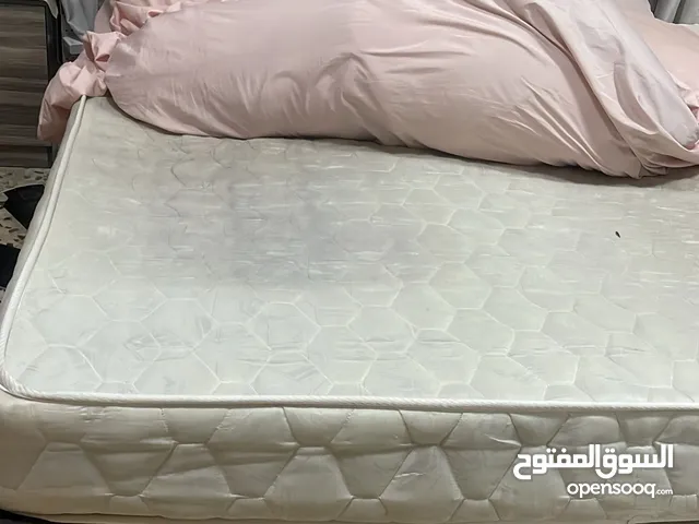 فرشة تخت مزوج  زنبركية استعمال اقل من سنة تركي 23 سم 170*190