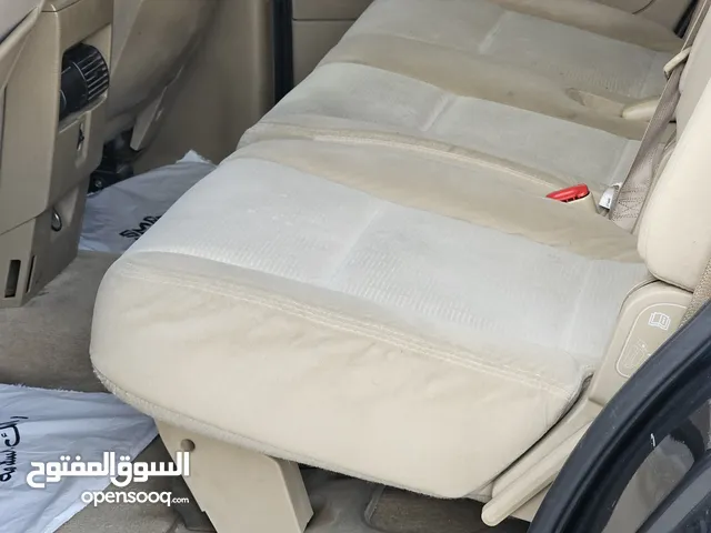 Ford Explorer XLT in Al Riyadh
