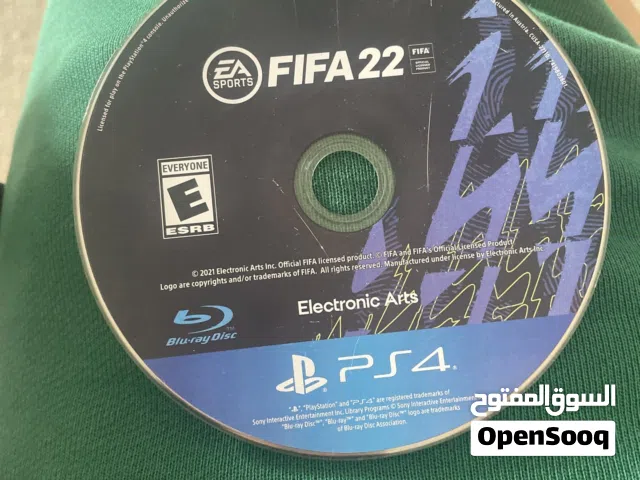 سي دي فيفا 2022 عليه شويه خطوش لأكن يشتغل و ماعليه ايي ملاحظه