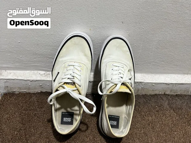 حذاء جاك اند جونز. أوروبي