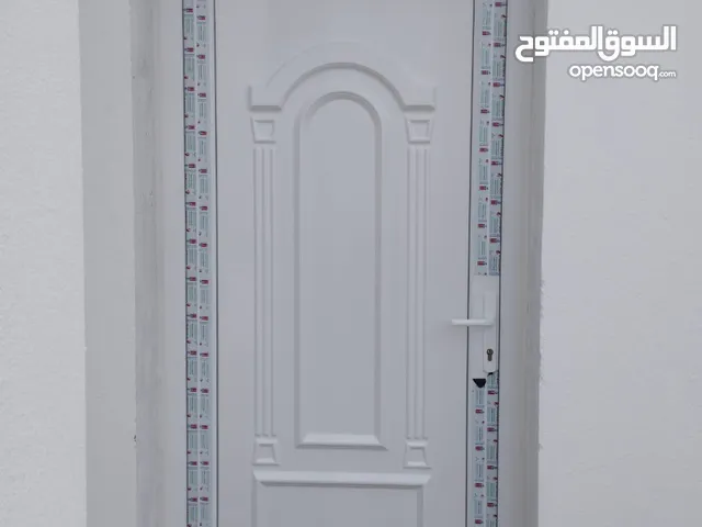 Aluminium main entrance door