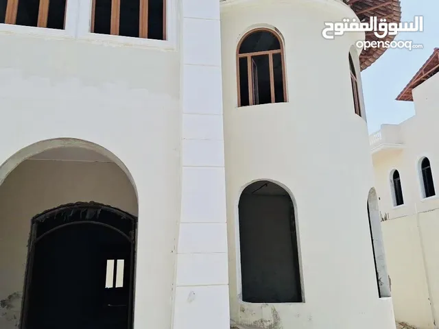 فلا فخمة للبيع جديدة